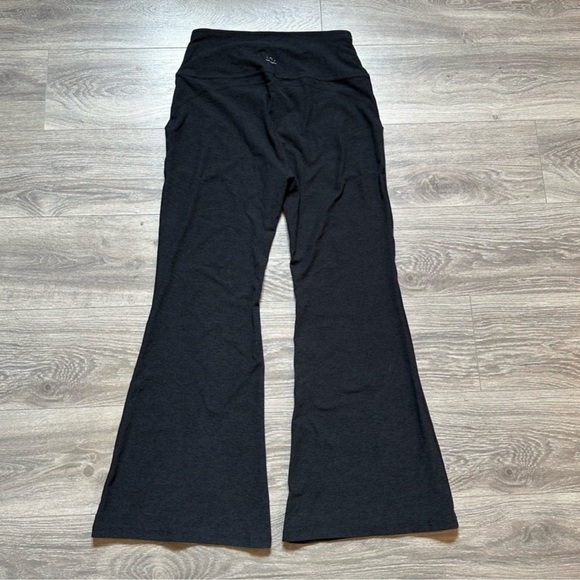 BEYOND YOGA Spacedye High Waisted All Day Flare Pant in Darkest Night - Picture 11 of 12